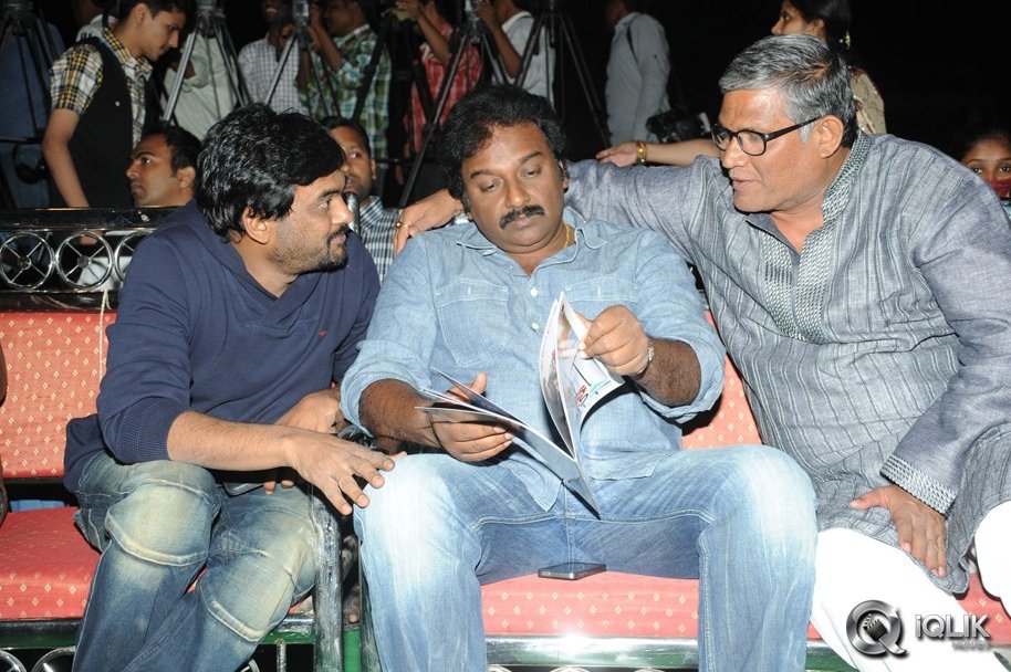 Ali-Baba-Okkade-Donga-Movie-Platinum-Disc-Function